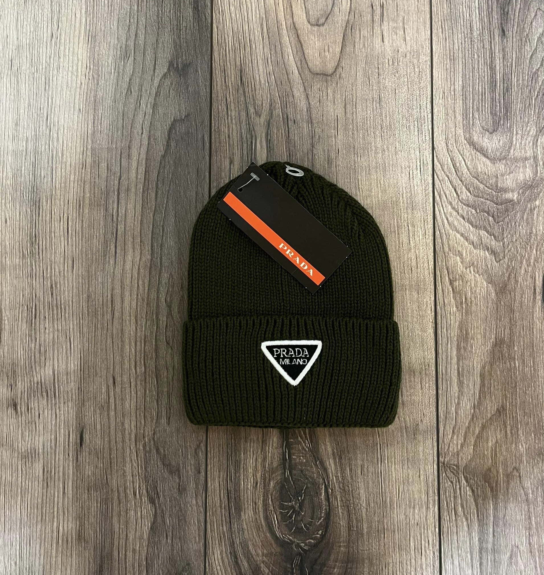 Шапка PRADA