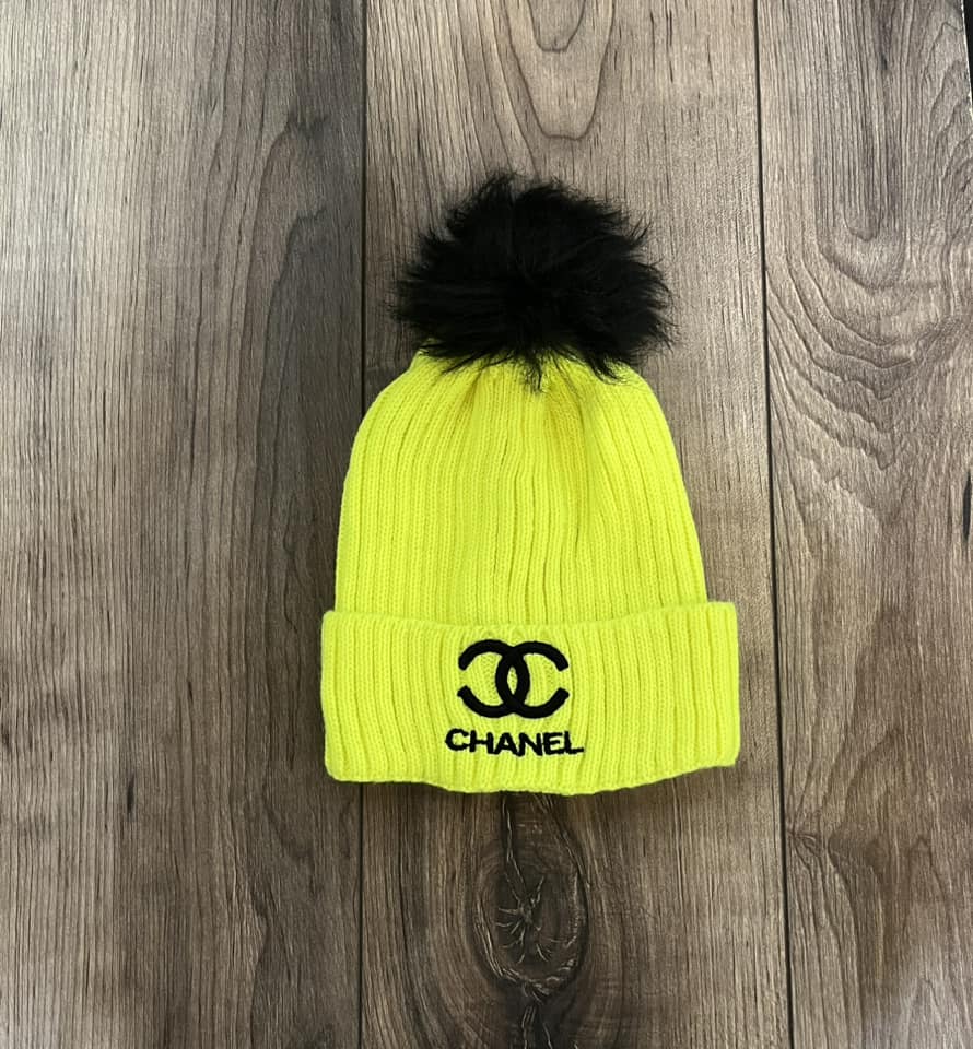 Шапка CHANEL