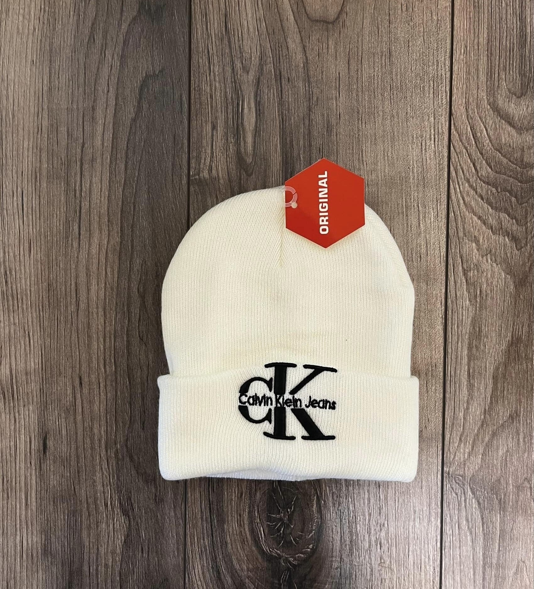 Шапка CALVIN KLEIN