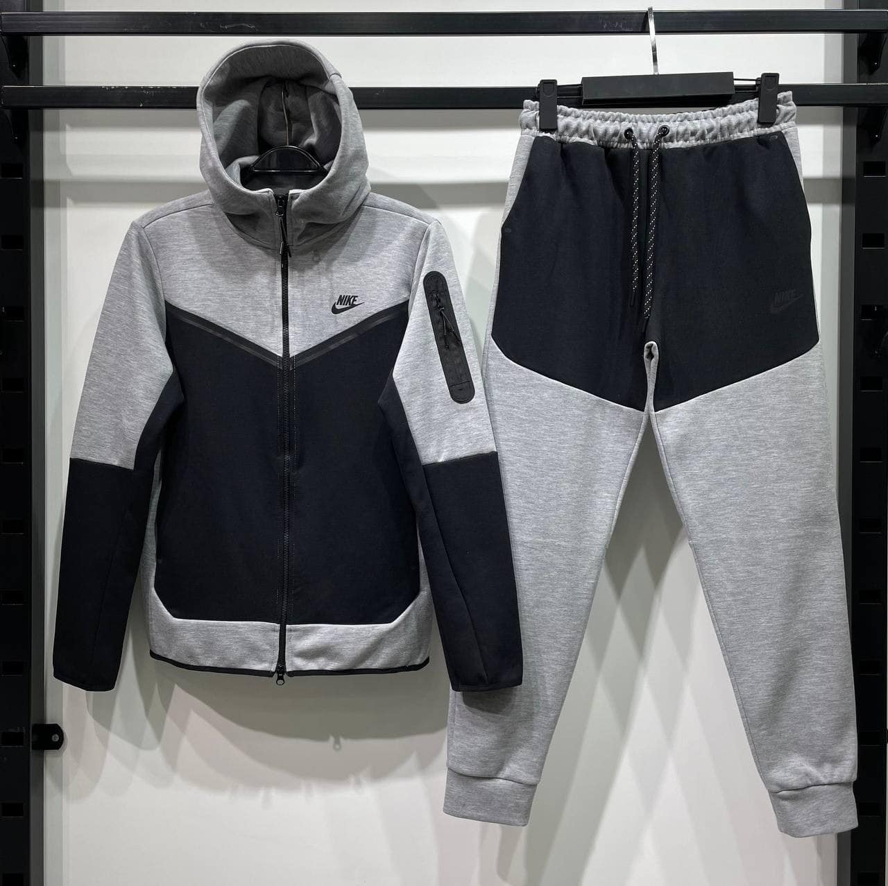 Мъжки комплект NIKE TECH