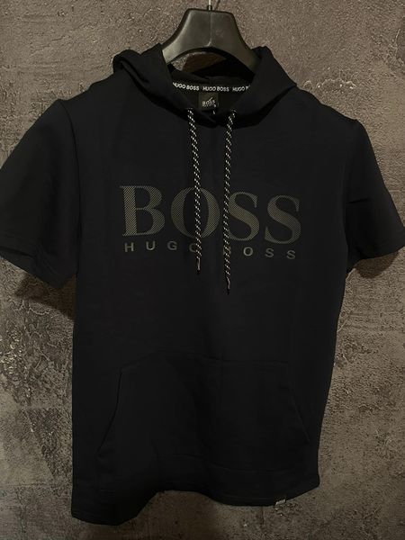 Мъжка тениска с качулка BOSS